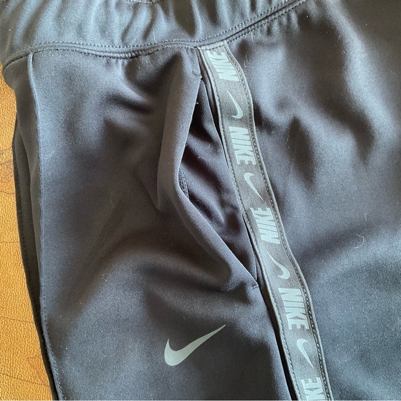 Nike Black Wide-Leg Pants with Side Stripe - Picture 3 of 8